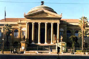 Teatro Massimo Frontale